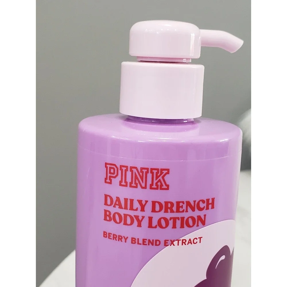 VICTORIA'S SECRET PINK SUPER BERRY DAILY DRENCH BODY LOTION 12 oz 355ml NEW